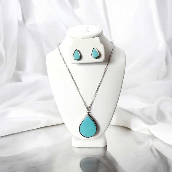 Teardrop Earring & Necklace Gift Set